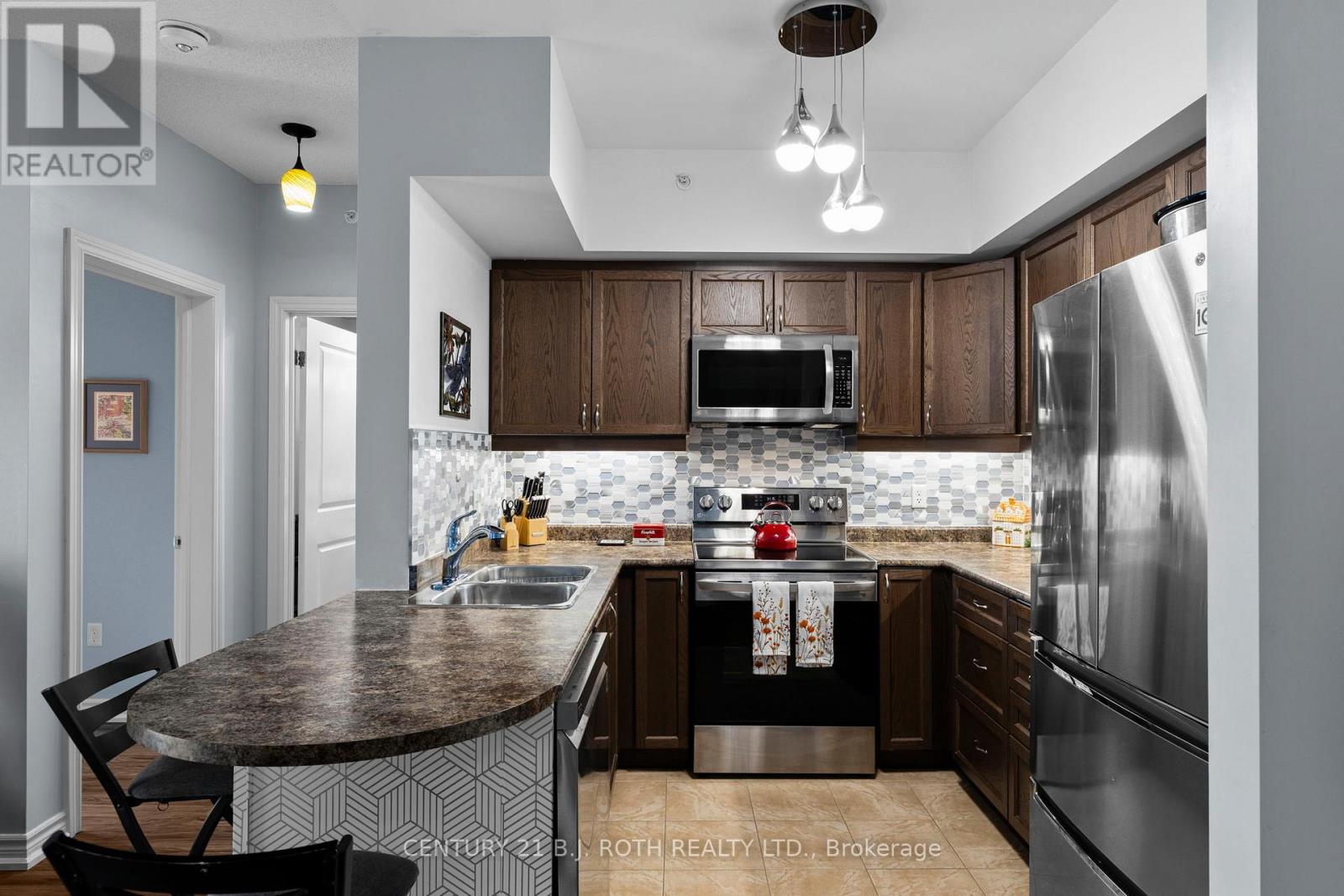 407 - 7 Greenwich Street, Barrie (Ardagh), Ontario  L4N 7Y8 - Photo 10 - S12797174