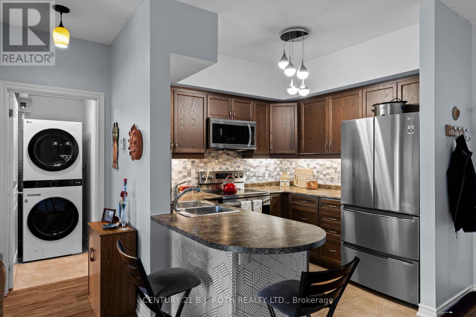 407 - 7 Greenwich Street, Barrie (Ardagh), Ontario  L4N 7Y8 - Photo 11 - S12797174