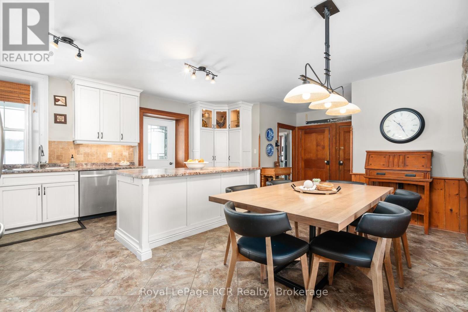 071605 10th Side Road, West Grey, Ontario  N0G 1C0 - Photo 12 - X12796530