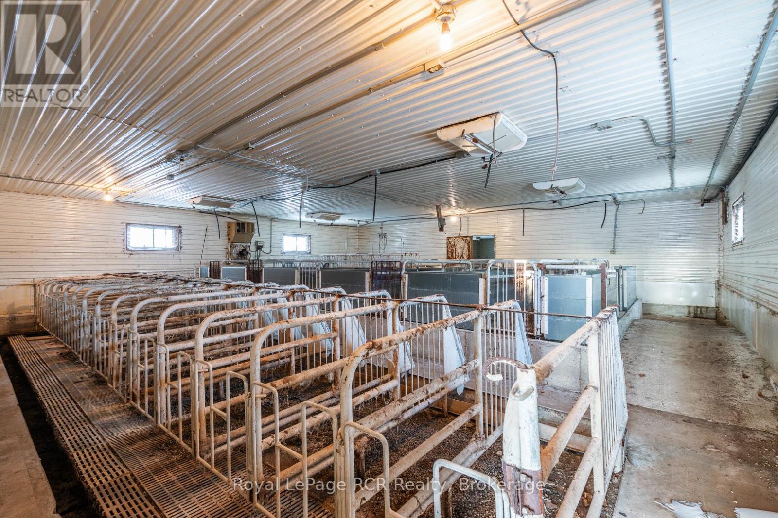 071605 10th Side Road, West Grey, Ontario  N0G 1C0 - Photo 32 - X12796530