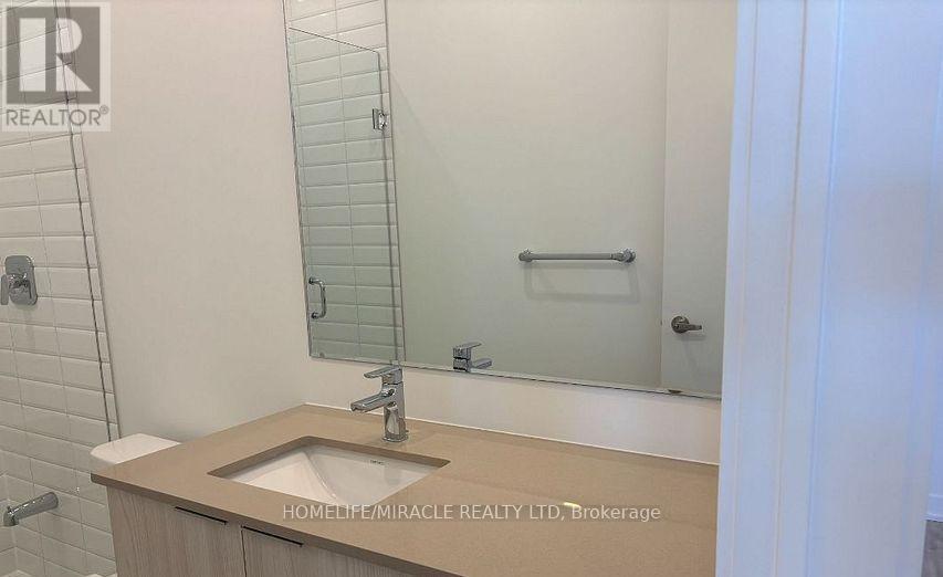 227 - 285 Dufferin Street, Toronto, Ontario  M6K 0J2 - Photo 5 - W12797116