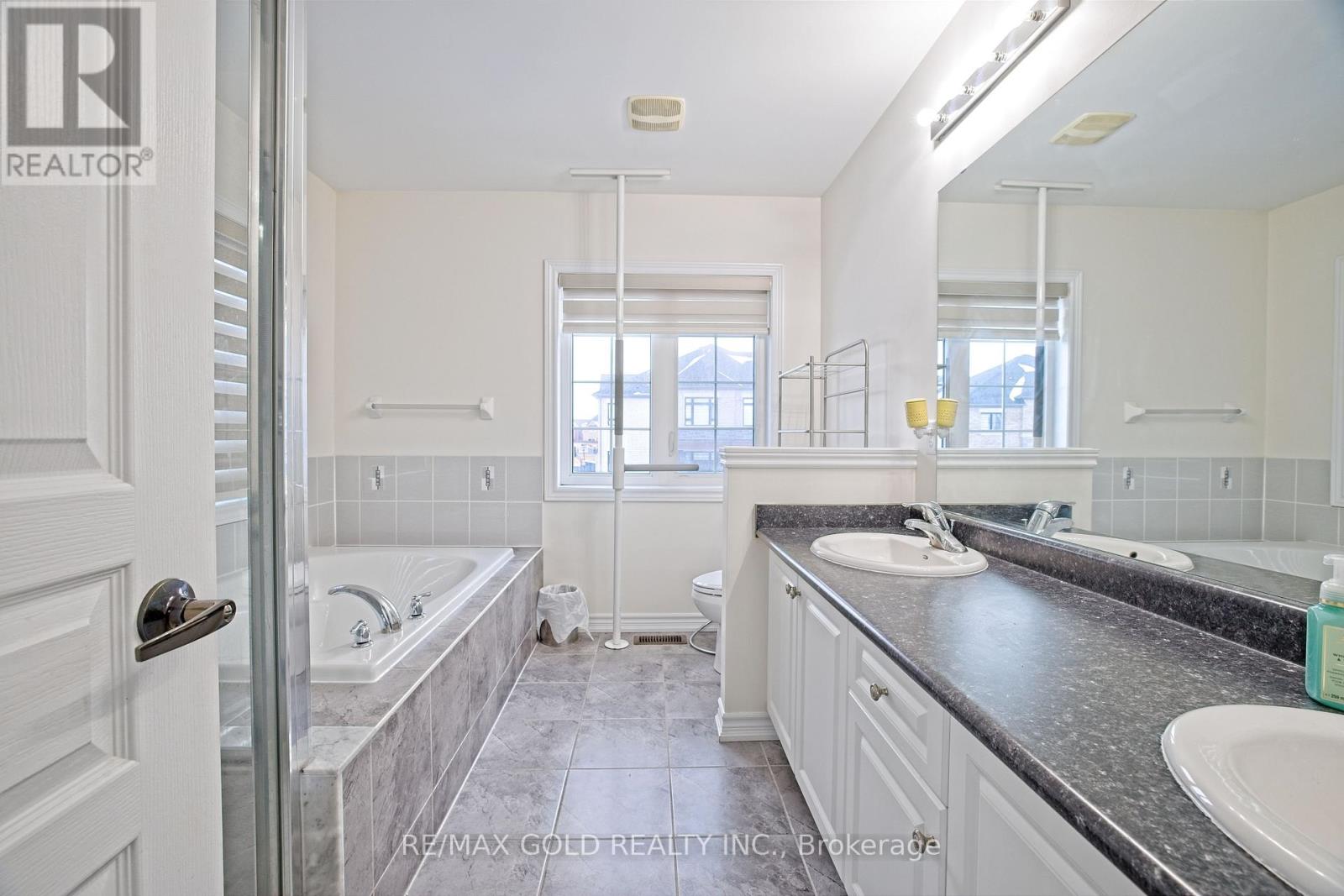 27 Brentwick Drive, Brampton (Credit Valley), Ontario  L6X 5G1 - Photo 28 - W12797118