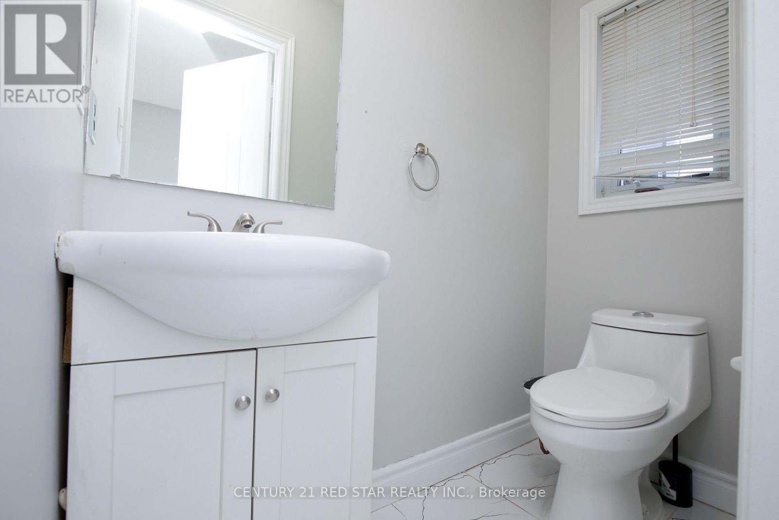 3 Deforest Drive, Brampton (Fletcher's Meadow), Ontario  L7A 2Y3 - Photo 24 - W12797138