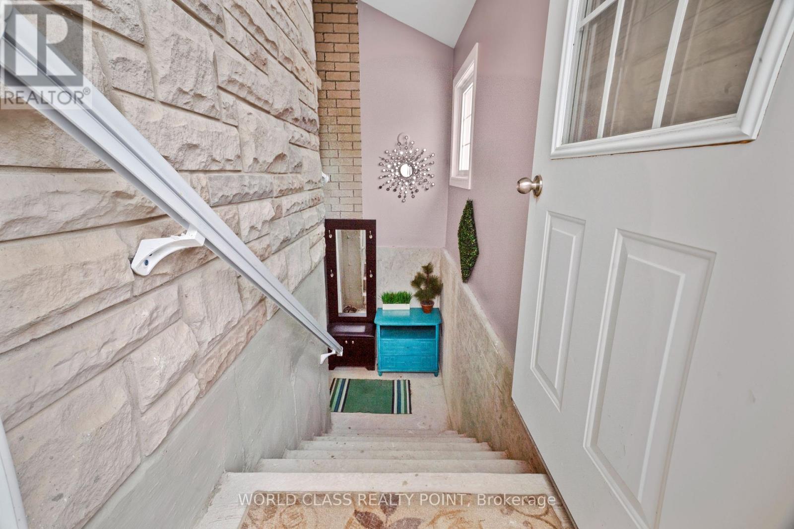 Basement Apt - 3191 Daisy Way, Oakville, Ontario  L6M 1L4 - Photo 11 - W12797148