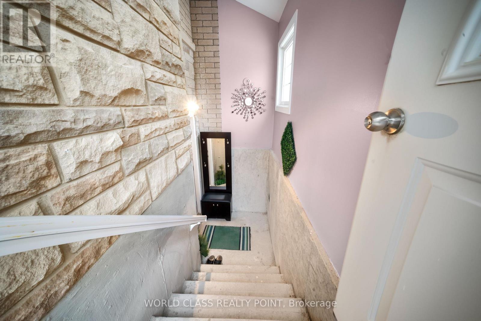 Basement Apt - 3191 Daisy Way, Oakville, Ontario  L6M 1L4 - Photo 12 - W12797148