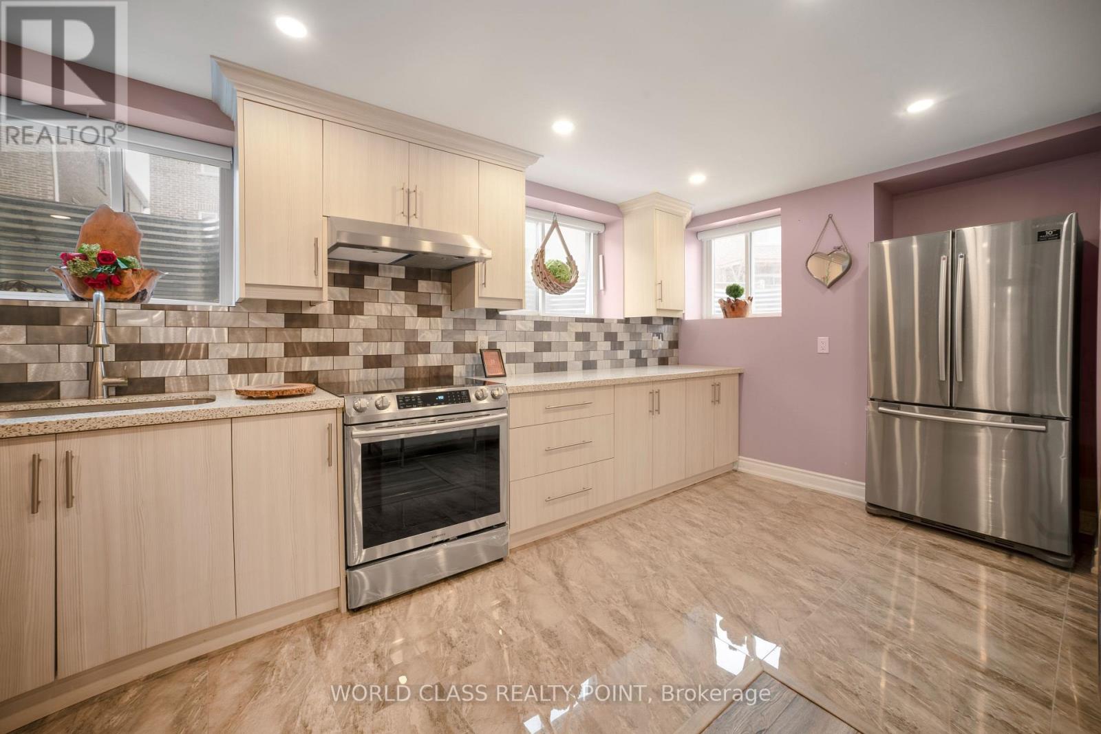 Basement Apt - 3191 Daisy Way, Oakville, Ontario  L6M 1L4 - Photo 4 - W12797148