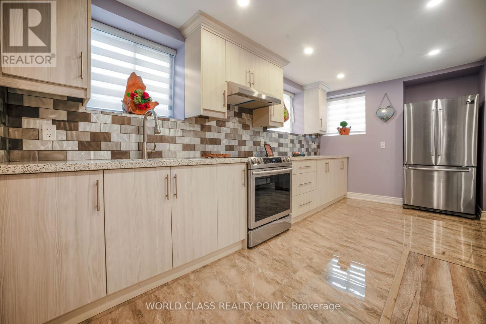 Basement Apt - 3191 Daisy Way, Oakville, Ontario  L6M 1L4 - Photo 5 - W12797148