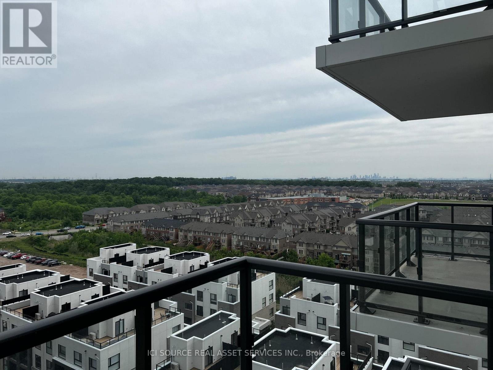 1208 - 335 Wheat Boom Drive, Oakville, Ontario  L6H 0P4 - Photo 4 - W12797178