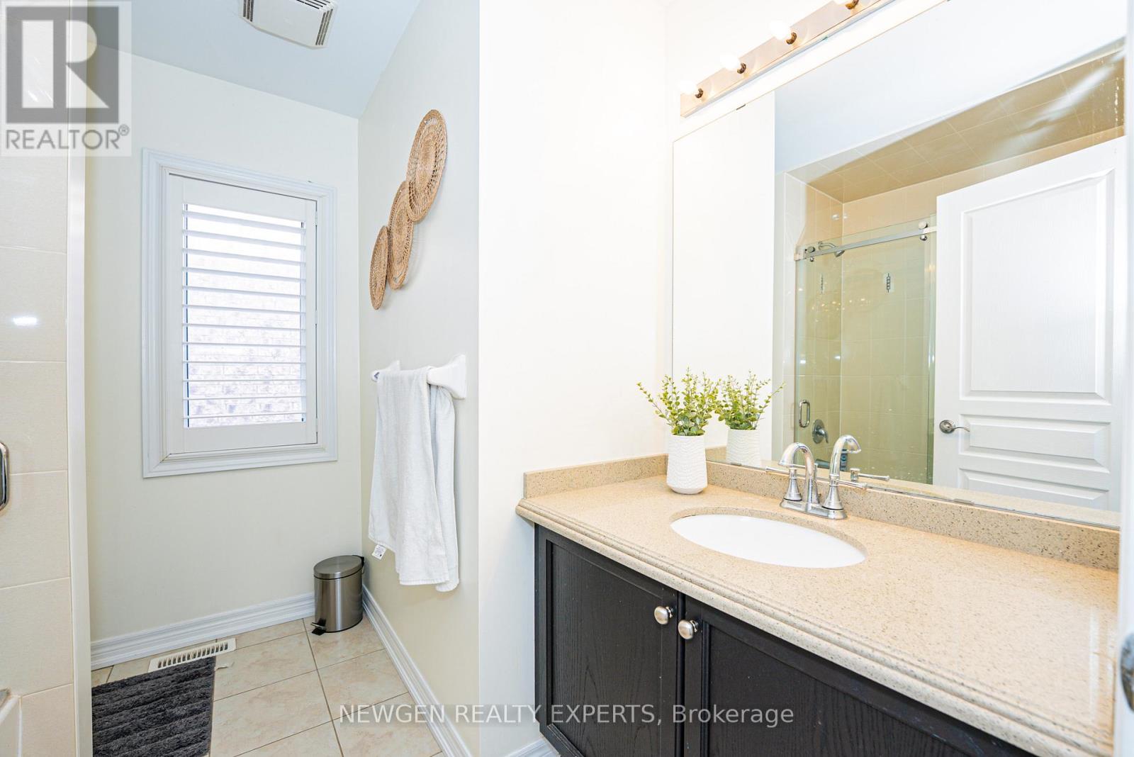 38 Bonnie Braes Drive, Brampton, Ontario  L6Y 0Y5 - Photo 29 - W12797260