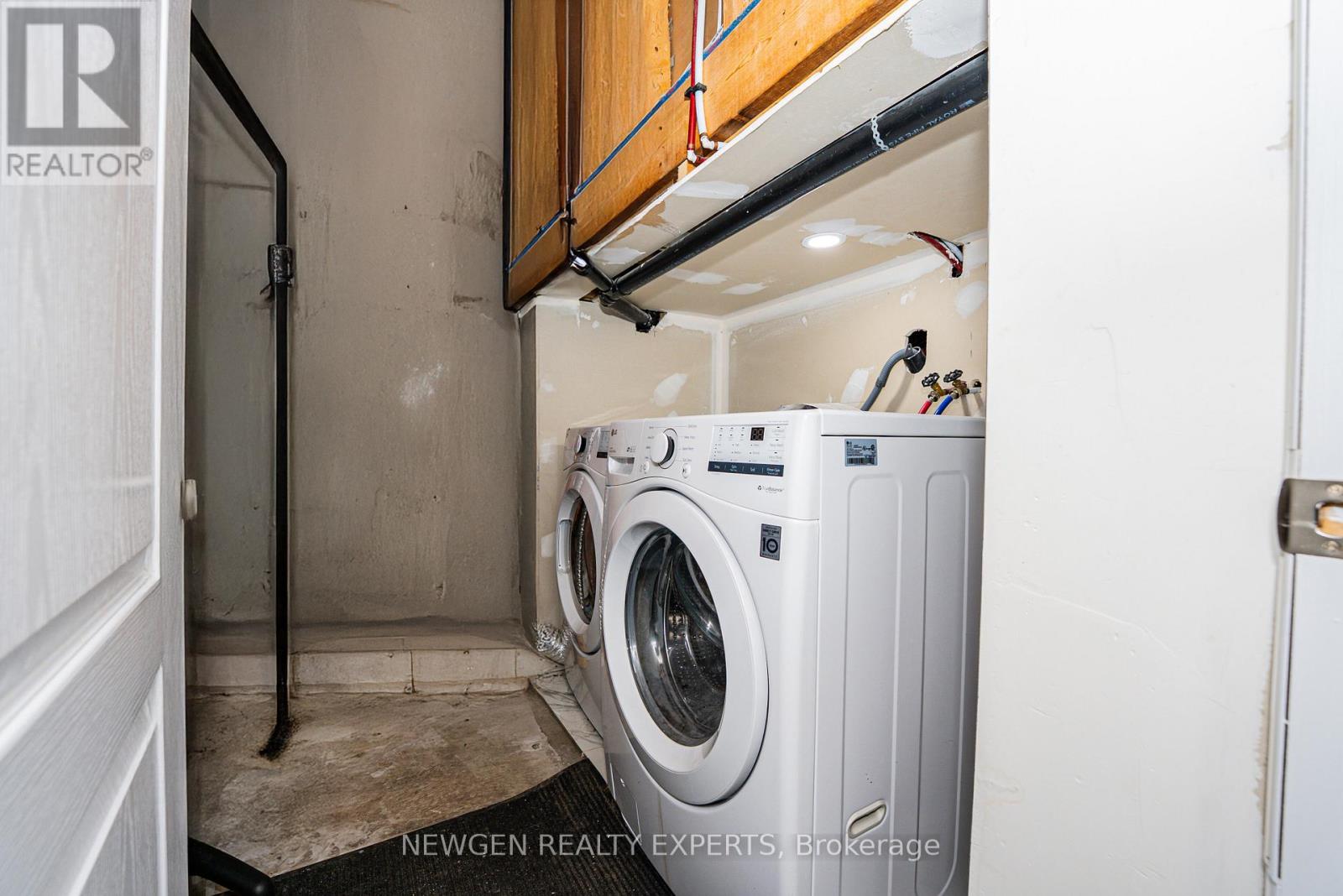 38 Bonnie Braes Drive, Brampton, Ontario  L6Y 0Y5 - Photo 44 - W12797260