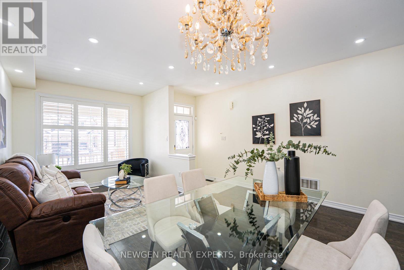 38 Bonnie Braes Drive, Brampton, Ontario  L6Y 0Y5 - Photo 7 - W12797260