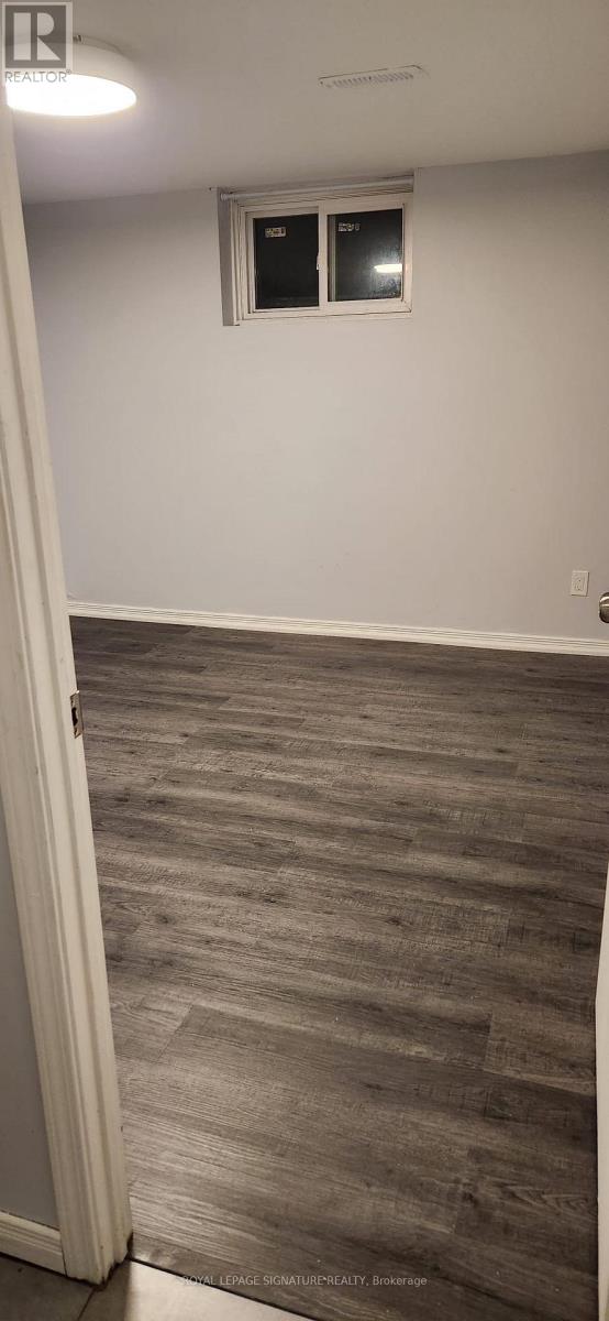 Lower - 3443 Queenston Drive, Mississauga (Erindale), Ontario  L5C 2G5 - Photo 16 - W12797264