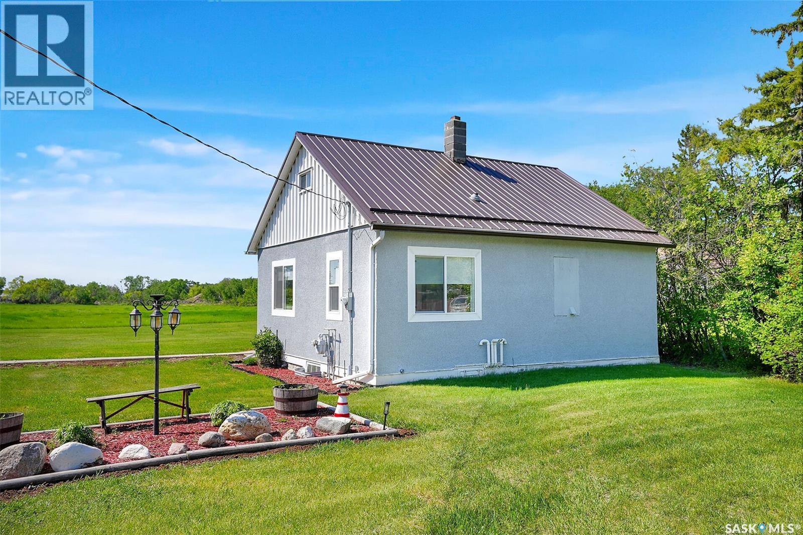 503 Qu'appelle Avenue, Earl Grey, Saskatchewan  S0G 1J0 - Photo 2 - SK028774