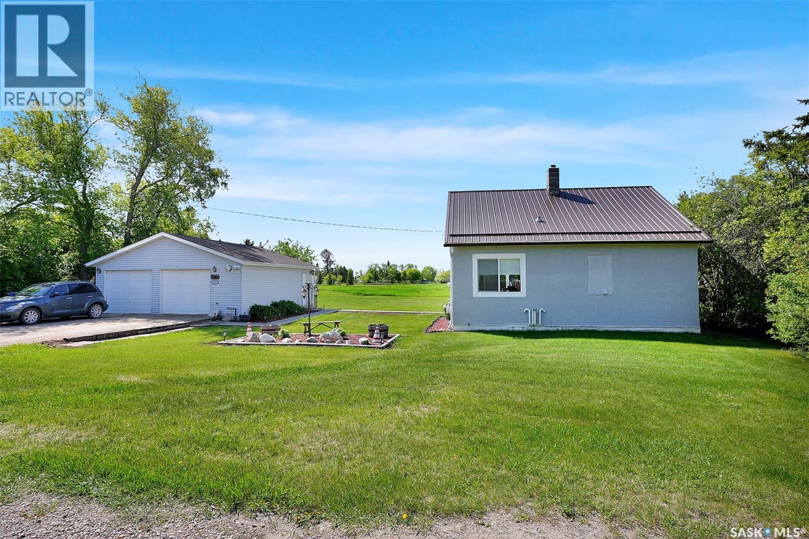 503 Qu'appelle Avenue, Earl Grey, Saskatchewan  S0G 1J0 - Photo 3 - SK028774
