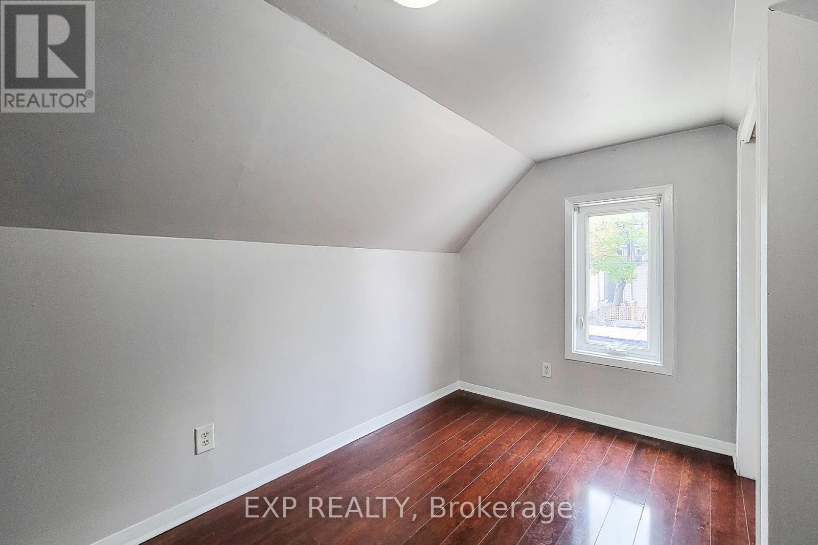 101 Sherman Avenue N, Hamilton, Ontario  L8L 6M3 - Photo 12 - X12797126