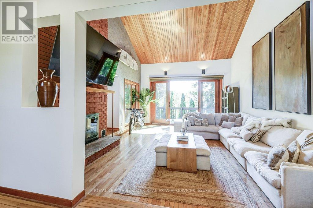 9 Foresthill Crescent, Pelham, Ontario  L0S 1E1 - Photo 6 - X12797142