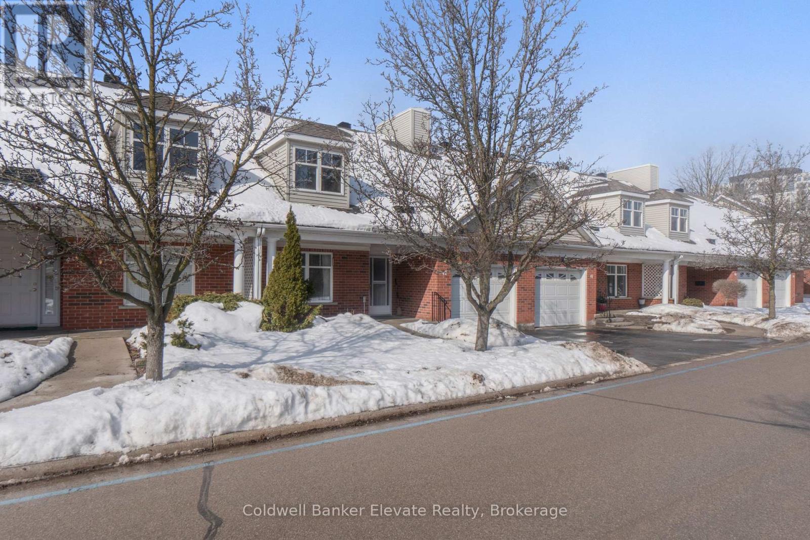 42 - 2705 Kingsway Drive, Kitchener, Ontario  N2C 2T2 - Photo 3 - X12797172