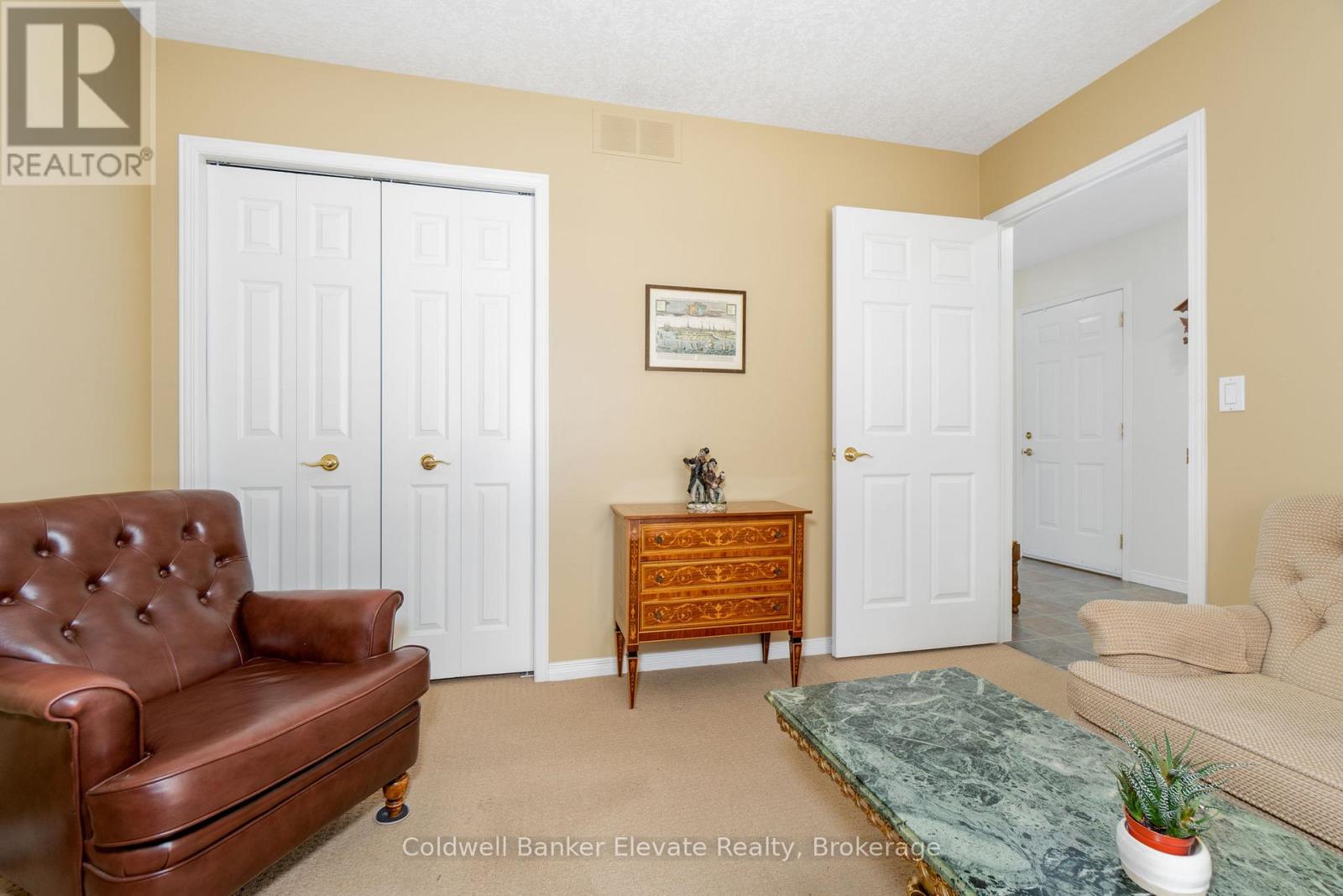42 - 2705 Kingsway Drive, Kitchener, Ontario  N2C 2T2 - Photo 8 - X12797172