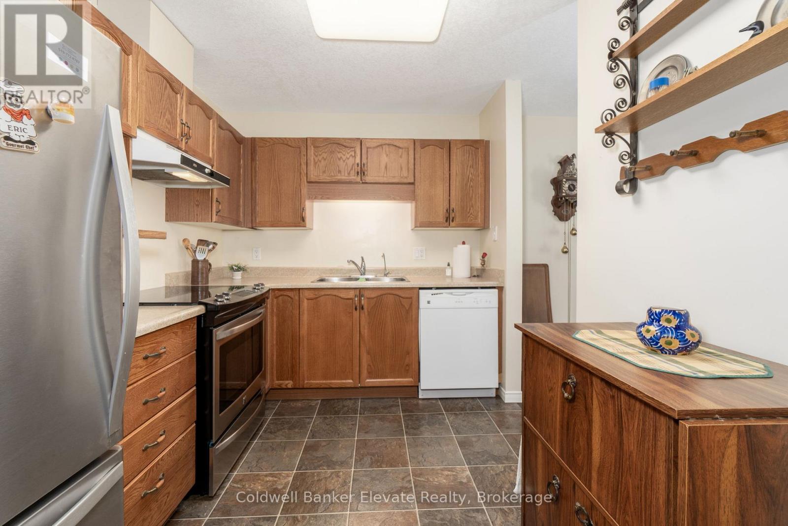 42 - 2705 Kingsway Drive, Kitchener, Ontario  N2C 2T2 - Photo 9 - X12797172