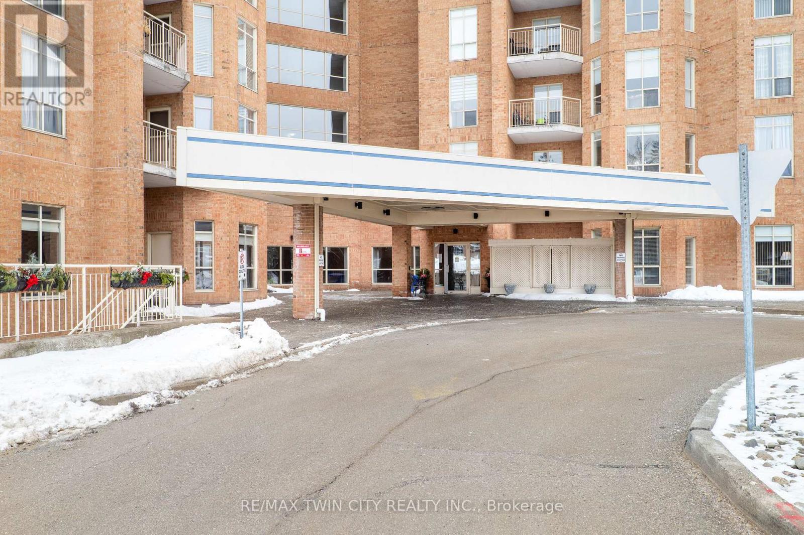 308 - 1414 King Street E, Kitchener, Ontario  N2G 4T8 - Photo 3 - X12797236