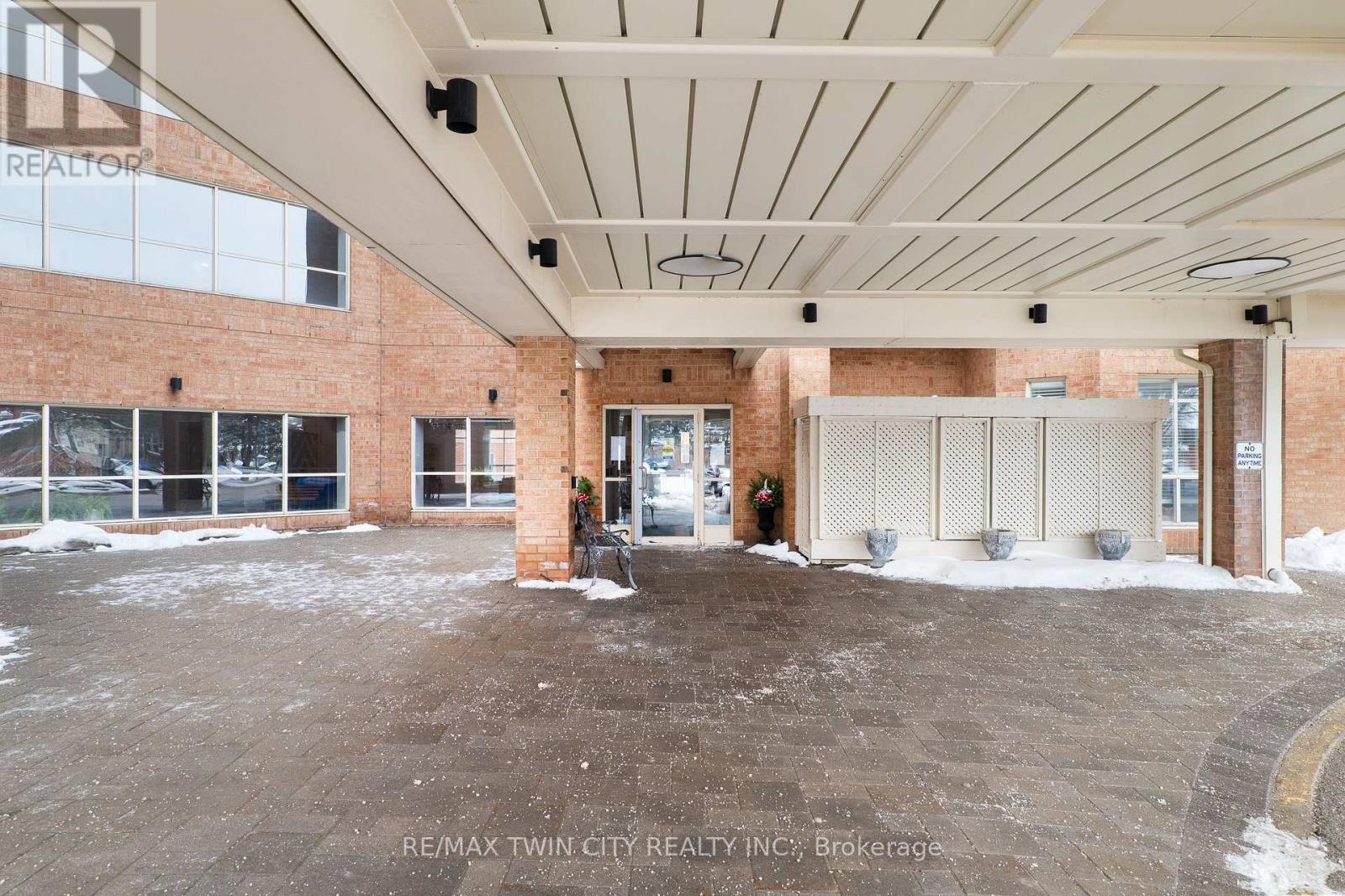 308 - 1414 King Street E, Kitchener, Ontario  N2G 4T8 - Photo 4 - X12797236