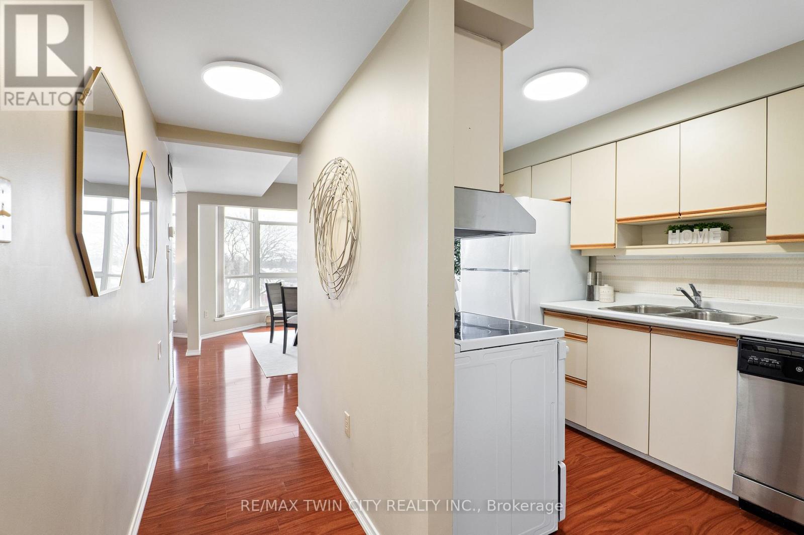 308 - 1414 King Street E, Kitchener, Ontario  N2G 4T8 - Photo 8 - X12797236