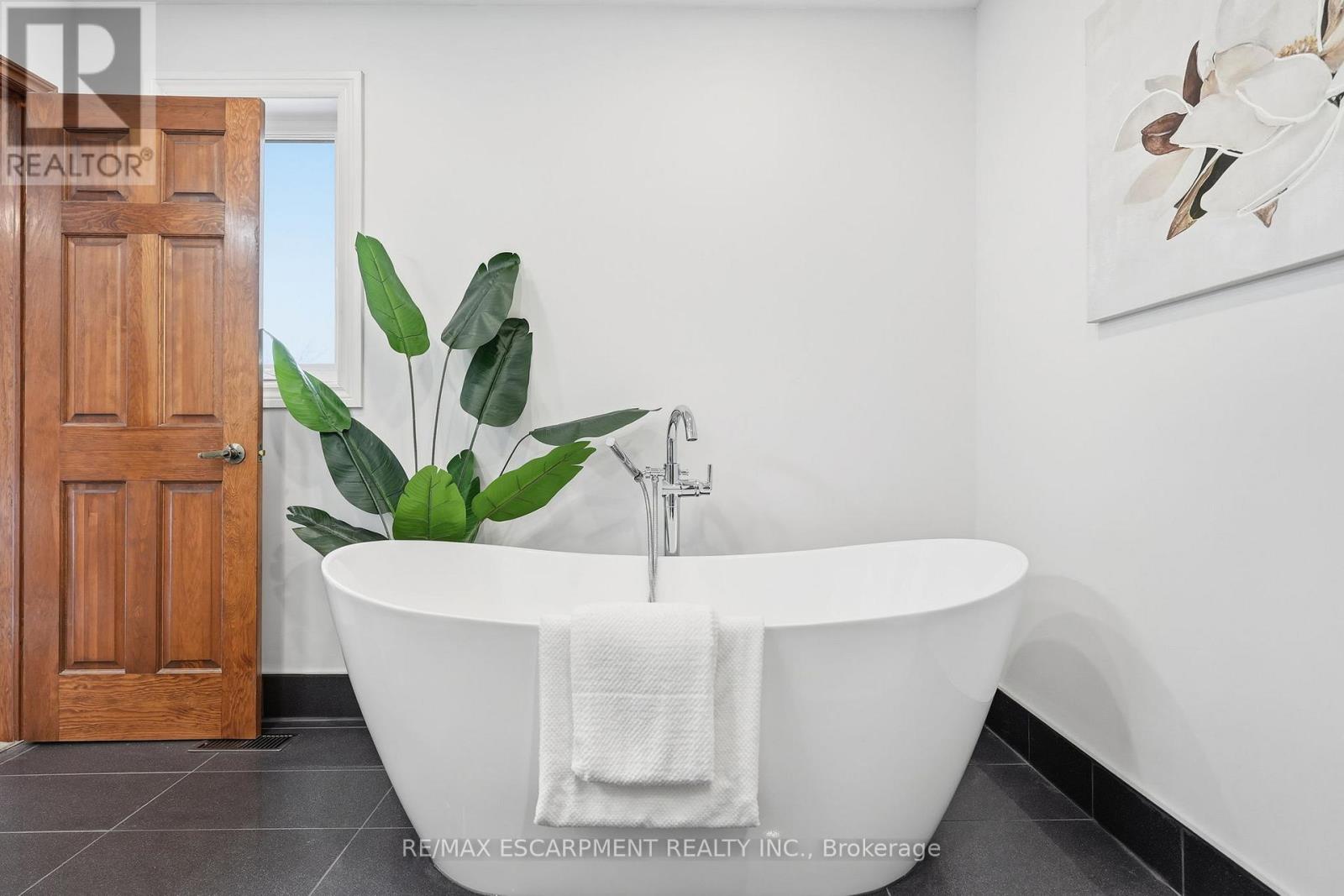 29 President Drive, Hamilton, Ontario  L8G 4H2 - Photo 27 - X12797244