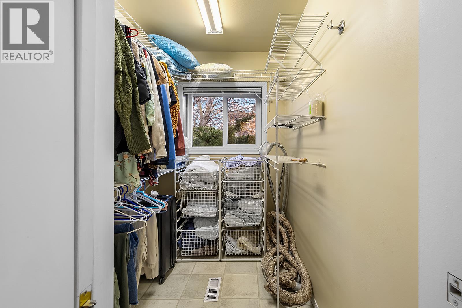 315 14th Avenue S, Cranbrook, British Columbia  V1C 2X5 - Photo 10 - 10375328