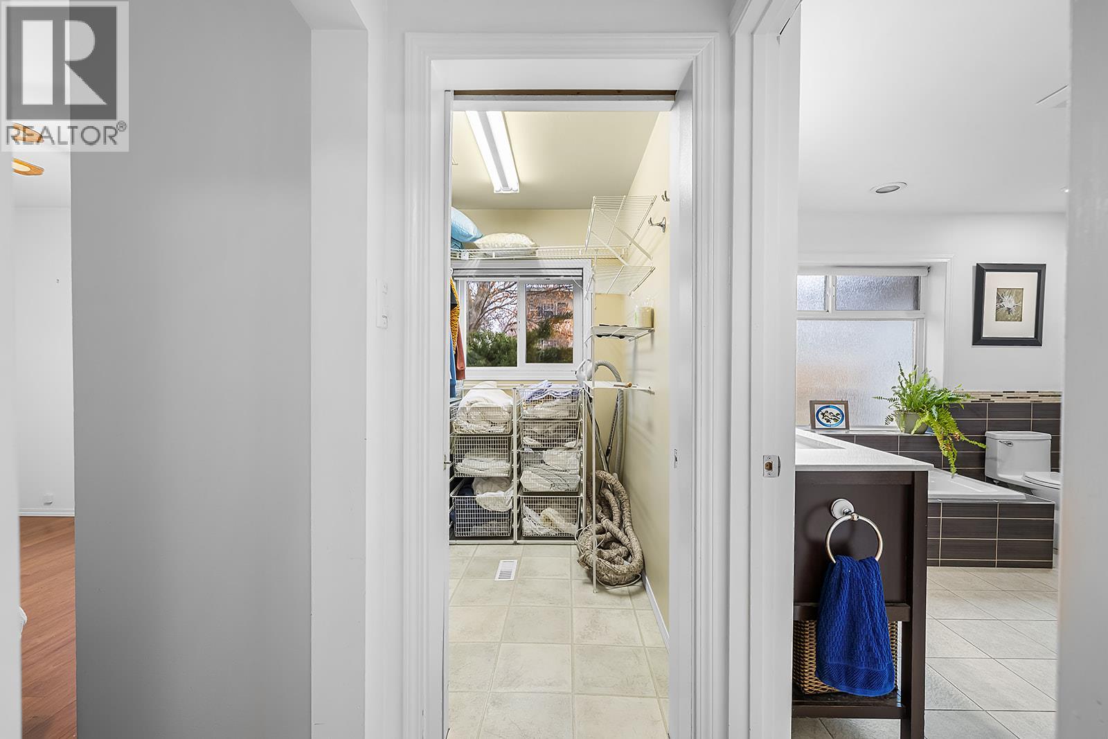 315 14th Avenue S, Cranbrook, British Columbia  V1C 2X5 - Photo 11 - 10375328