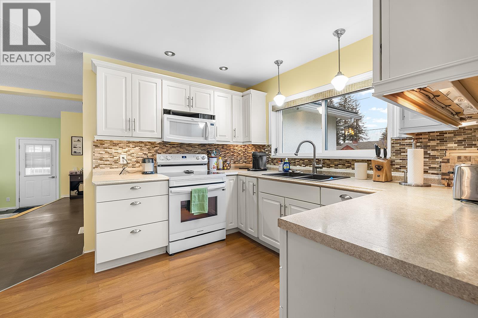 315 14th Avenue S, Cranbrook, British Columbia  V1C 2X5 - Photo 17 - 10375328