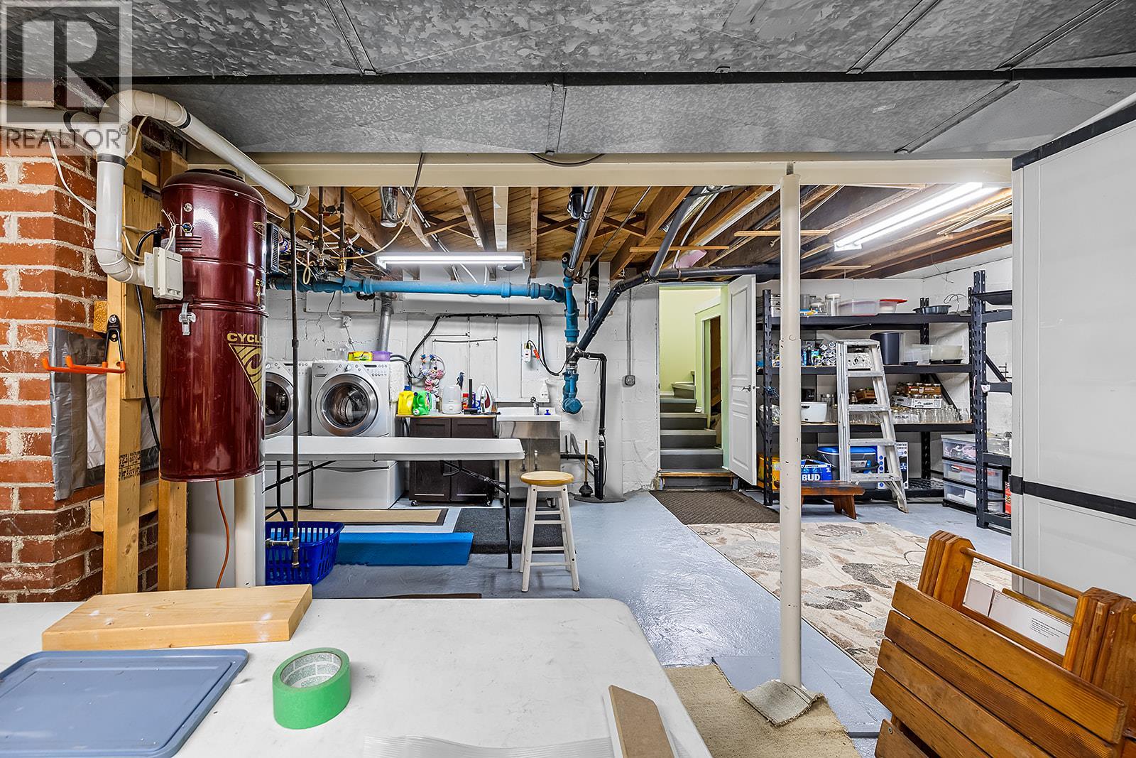 315 14th Avenue S, Cranbrook, British Columbia  V1C 2X5 - Photo 34 - 10375328