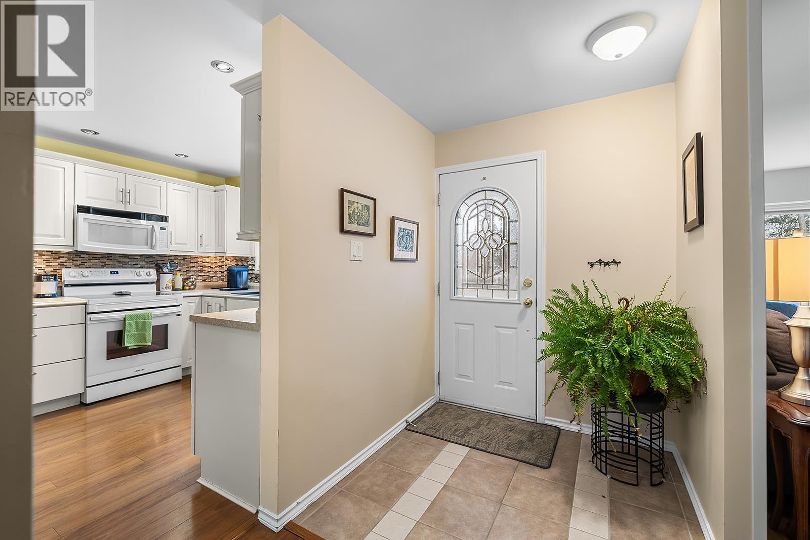 315 14th Avenue S, Cranbrook, British Columbia  V1C 2X5 - Photo 5 - 10375328