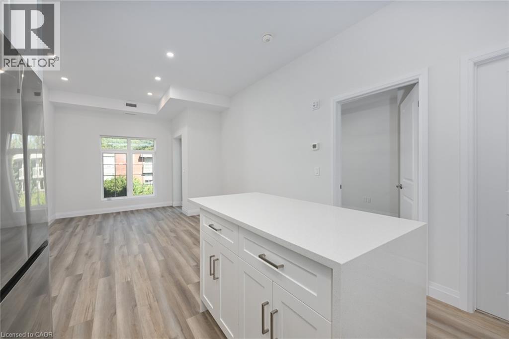 153 Wilson Street Unit# 402, Ancaster, Ontario  L9G 1N4 - Photo 6 - 40805792