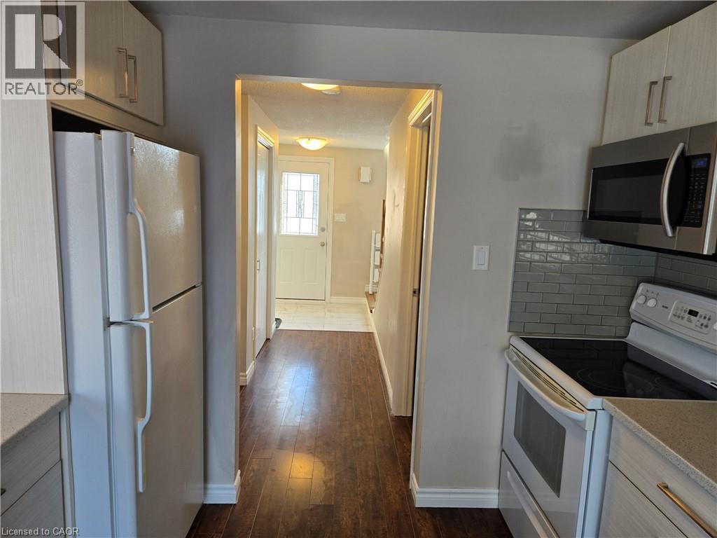 514 Rosemeadow Crescent Unit# B, Waterloo, Ontario  N2T 2A5 - Photo 4 - 40805623