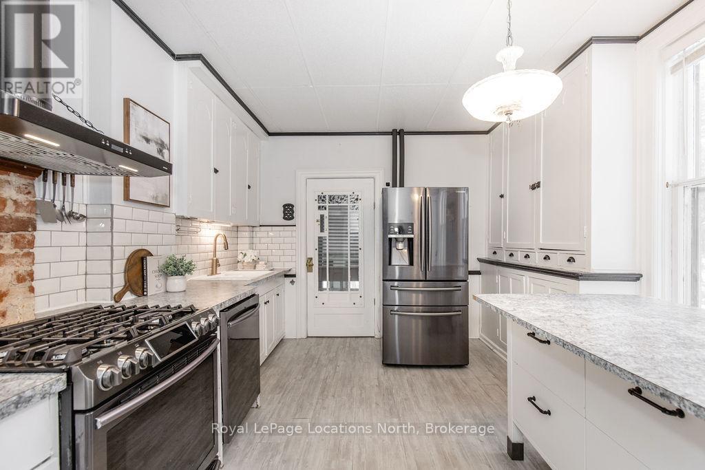 29 Tecumseth Street, Orillia, Ontario  L3V 1X7 - Photo 12 - S12797388