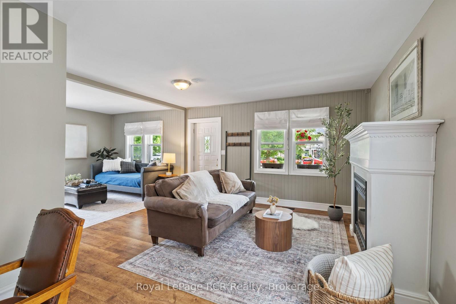 40 Grosvenor Street S, Saugeen Shores, Ontario N0H 2L0 - Photo 7 - X12797354