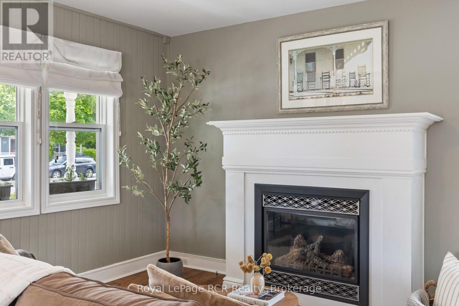 40 Grosvenor Street S, Saugeen Shores, Ontario N0H 2L0 - Photo 8 - X12797354