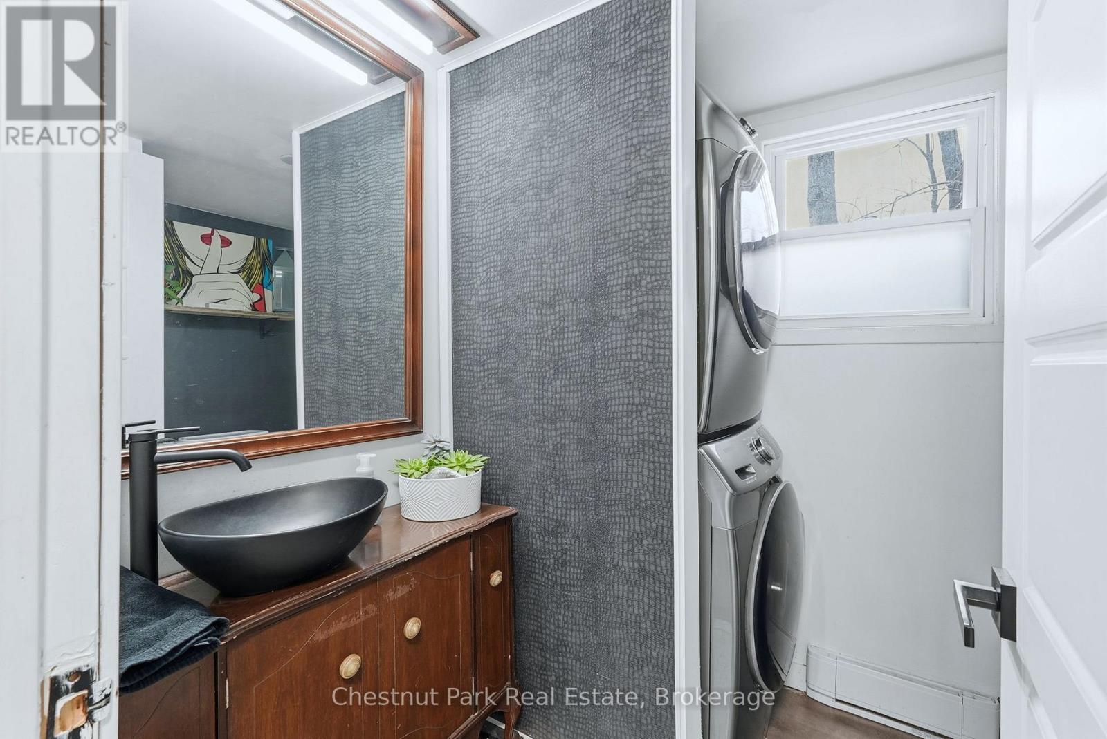 324 Bryant Street, South Bruce Peninsula, Ontario N0H 2T0 - Photo 14 - X12797416