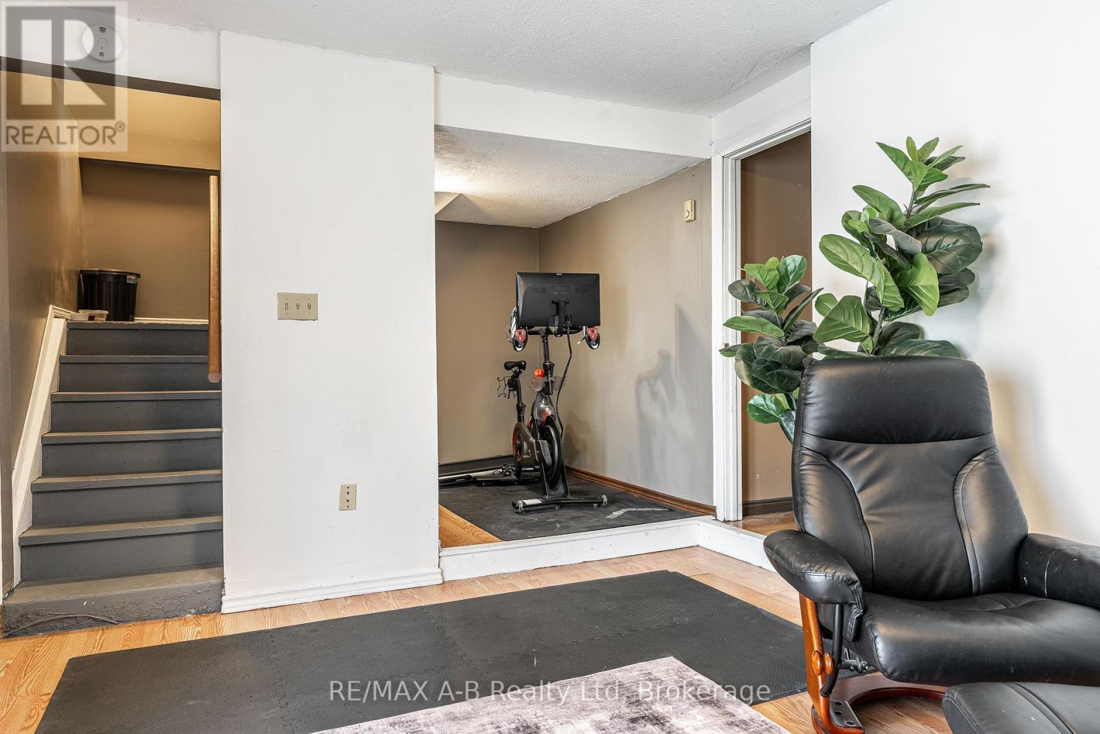 288 Church Street S, St. Marys, Ontario N4X 1B9 - Photo 32 - X12797474