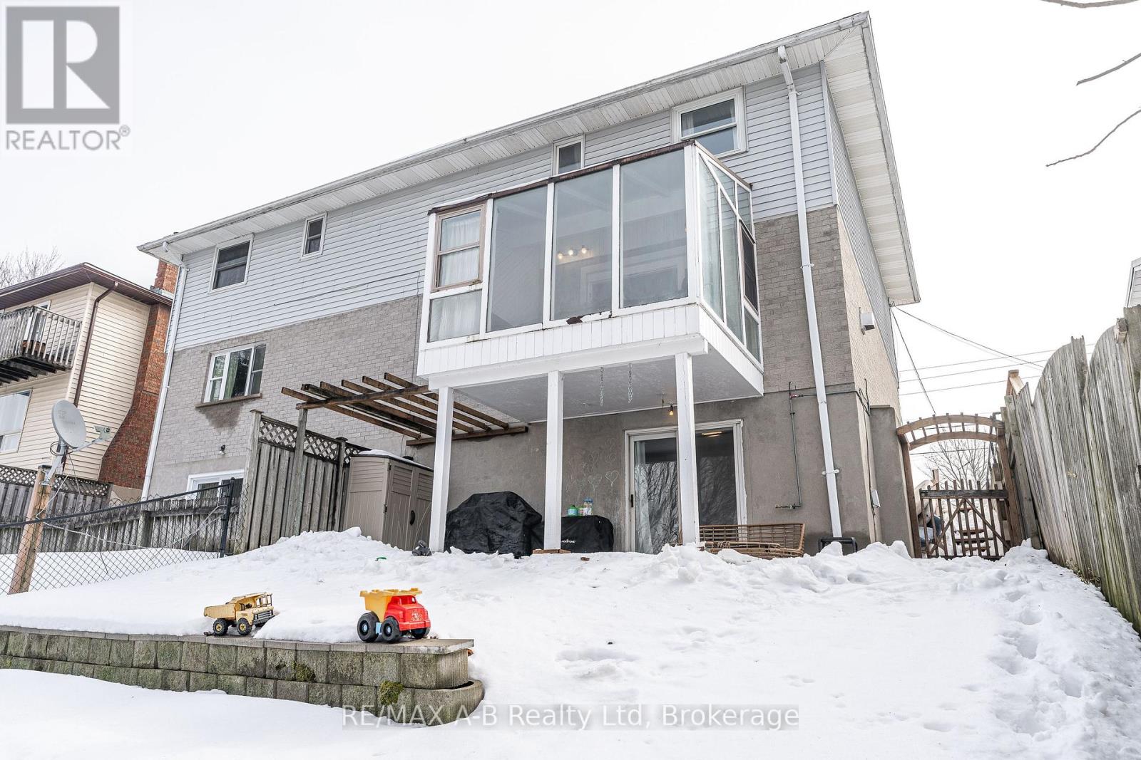 288 Church Street S, St. Marys, Ontario N4X 1B9 - Photo 37 - X12797474