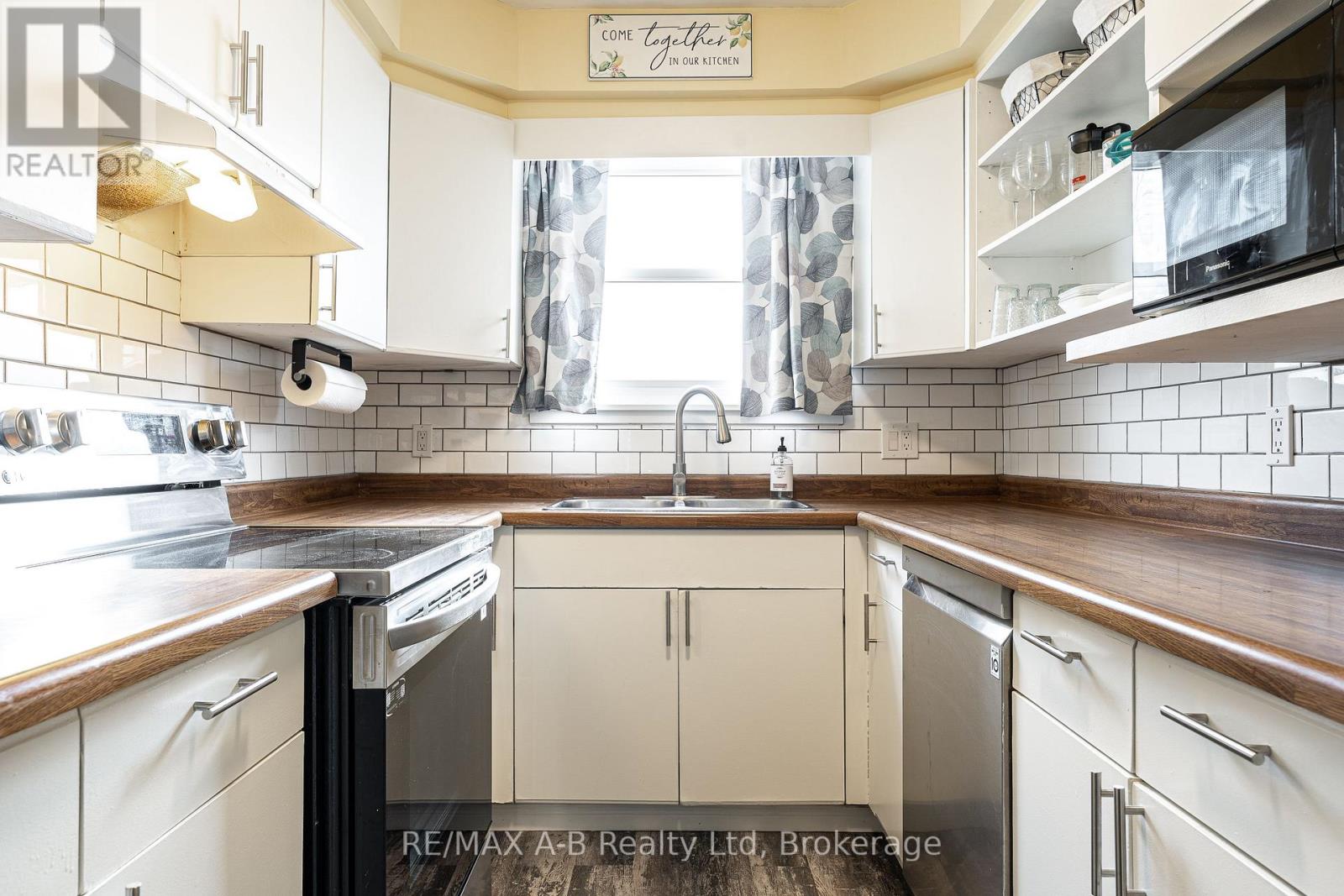 288 Church Street S, St. Marys, Ontario N4X 1B9 - Photo 9 - X12797474