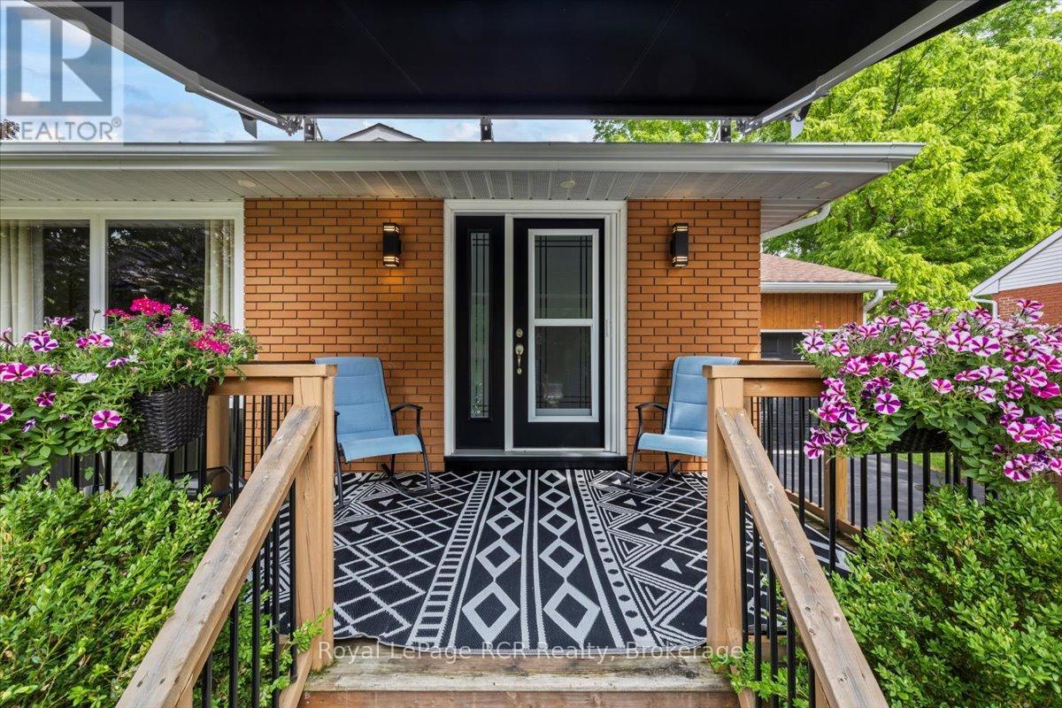 382 3rd Street, Hanover, Ontario  N4N 1B3 - Photo 3 - X12797492