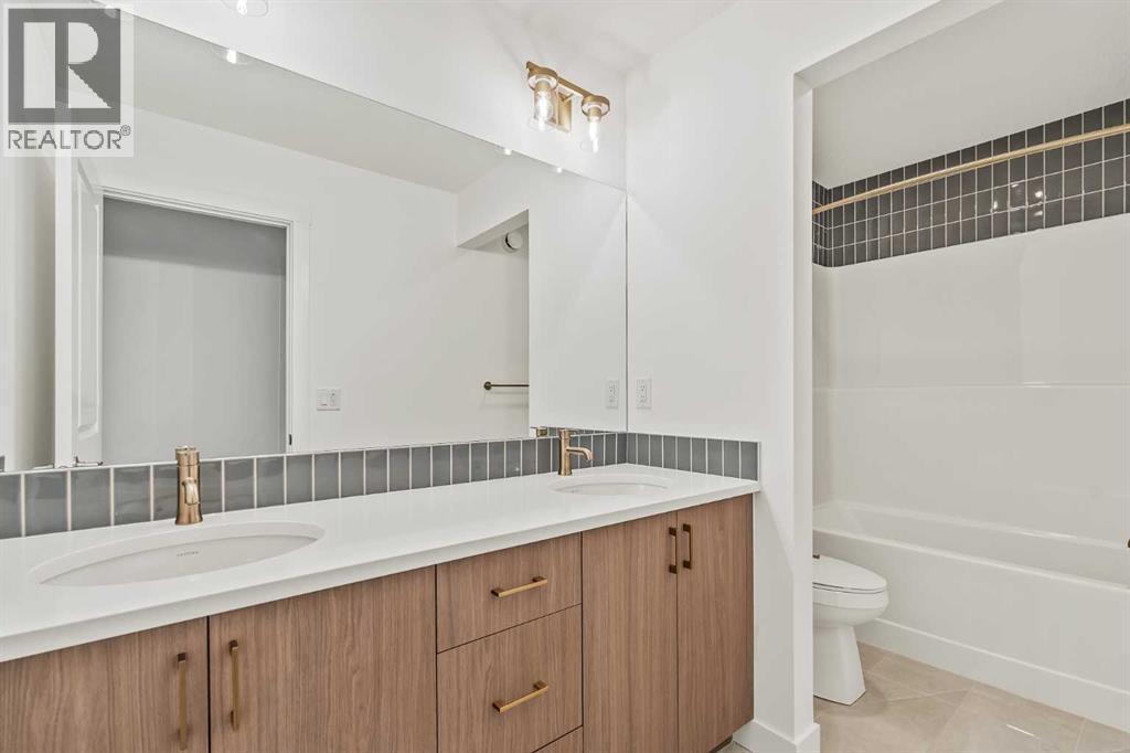 438 Lucas Way Nw, Calgary, Alberta  T3P 2E8 - Photo 35 - A2274868