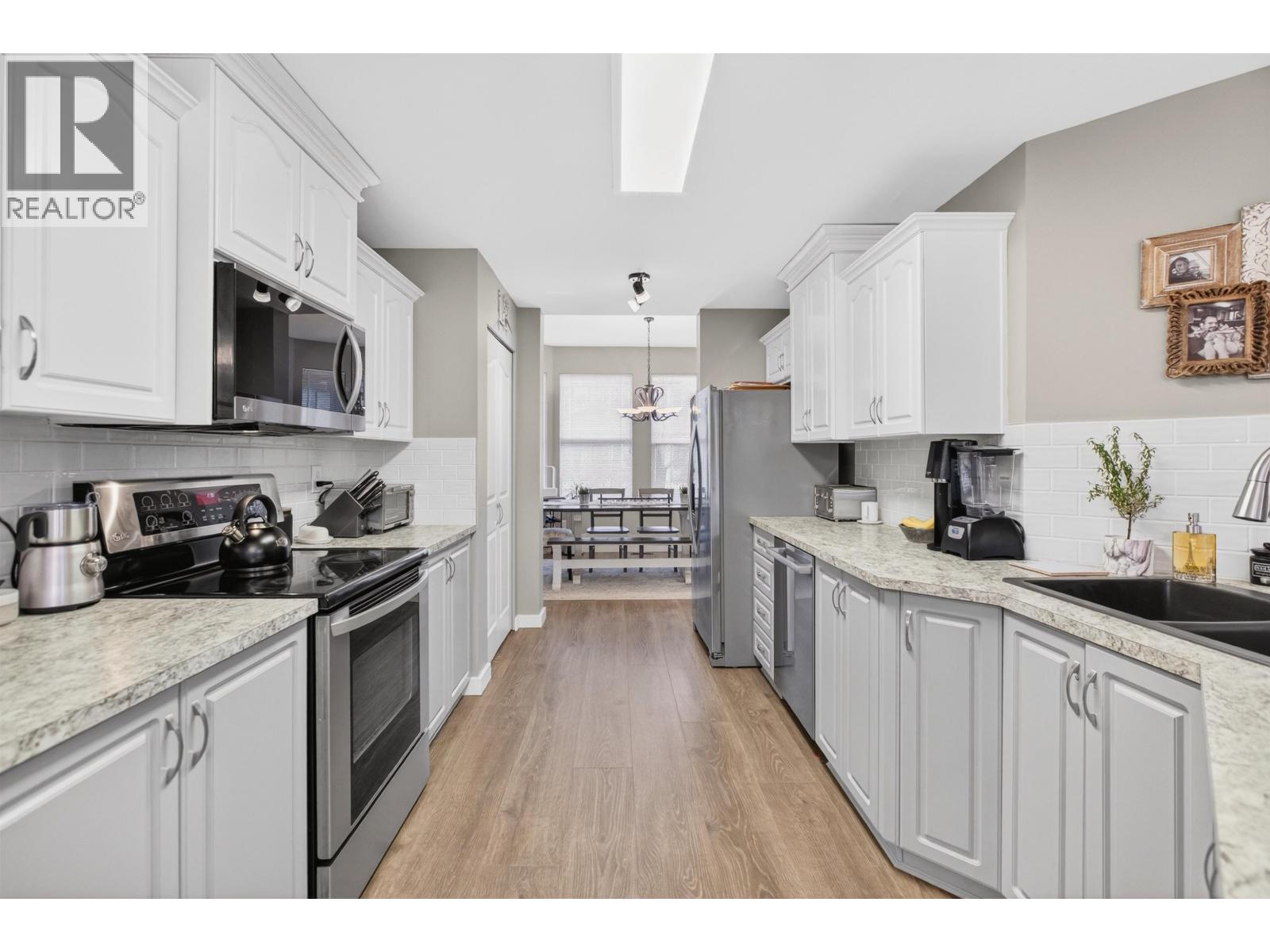 24387 101a Avenue, Maple Ridge, British Columbia  V2W 1W6 - Photo 11 - R3090671