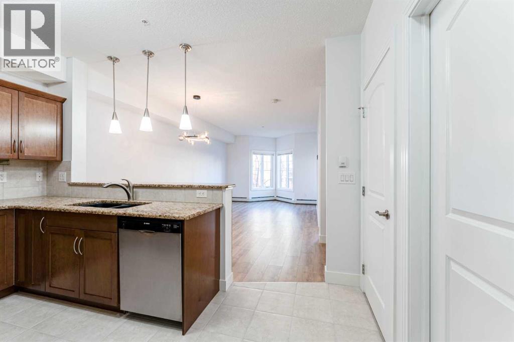 214, 70 Royal Oak Plaza Nw, Calgary, Alberta  T3G 0C6 - Photo 8 - A2286575