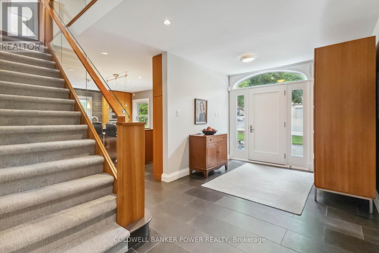 4 Linksgate Road, London North, Ontario  N6G 2A7 - Photo 6 - X12797300