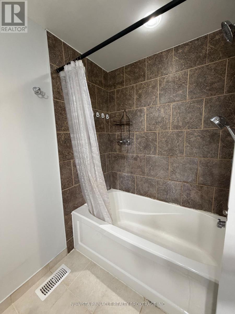 45 - 30 Clarendon Crescent, London South, Ontario  N6C 5Y2 - Photo 15 - X12797340