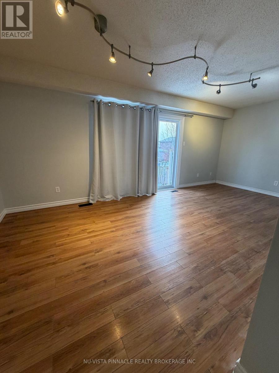 45 - 30 Clarendon Crescent, London South, Ontario  N6C 5Y2 - Photo 6 - X12797340