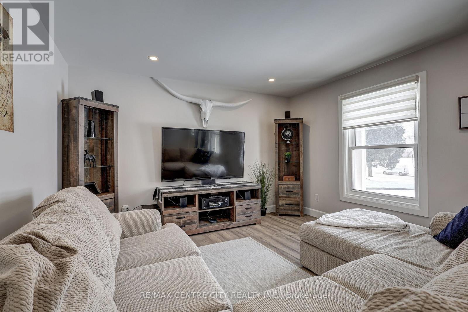 5978 Sunset Road, Central Elgin, Ontario  N0L 2L0 - Photo 13 - X12797420