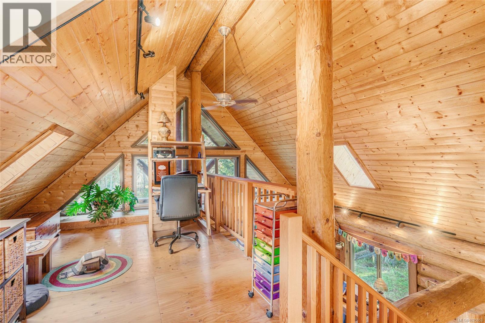 1780 Stalker Rd, Gabriola Island, British Columbia  V0R 1X7 - Photo 16 - 1025053